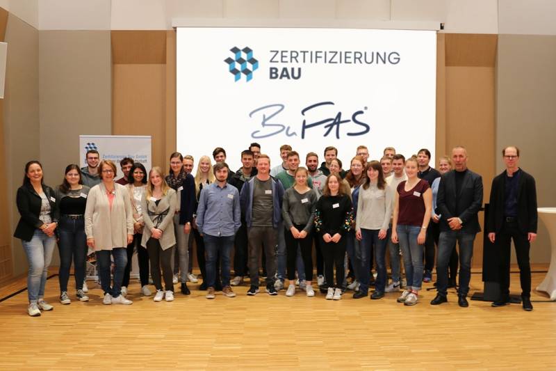 Gruppenbild Studentenworkshop Hanseatische Sanierungstage 2022